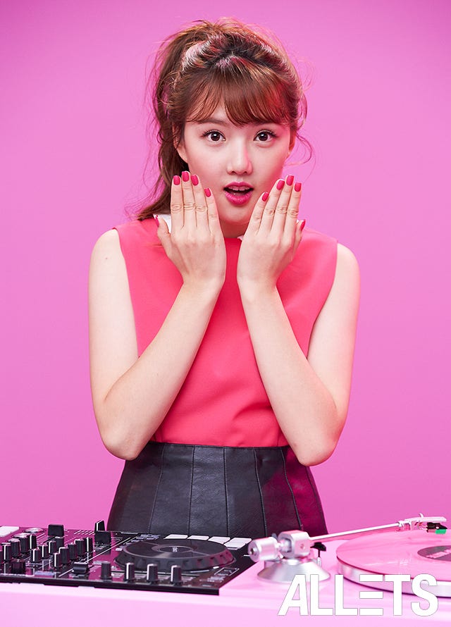 clinique_s_0708_copy.jpg?type=w1200