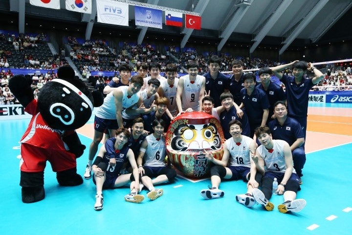 Koreacelebratetheirwin.jpg