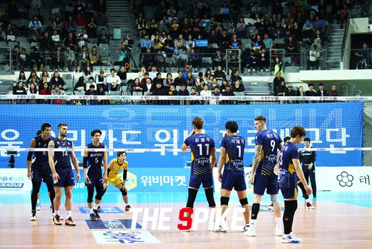 161113_-301우리카드-한국전력.jpg