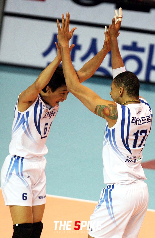 20070325배구CP2삼성최태웅환호001.jpg