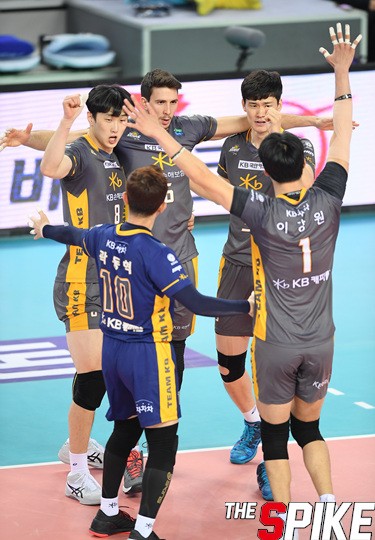 B10_7904.jpg