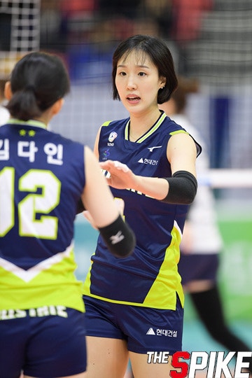 YYW_8922.jpg
