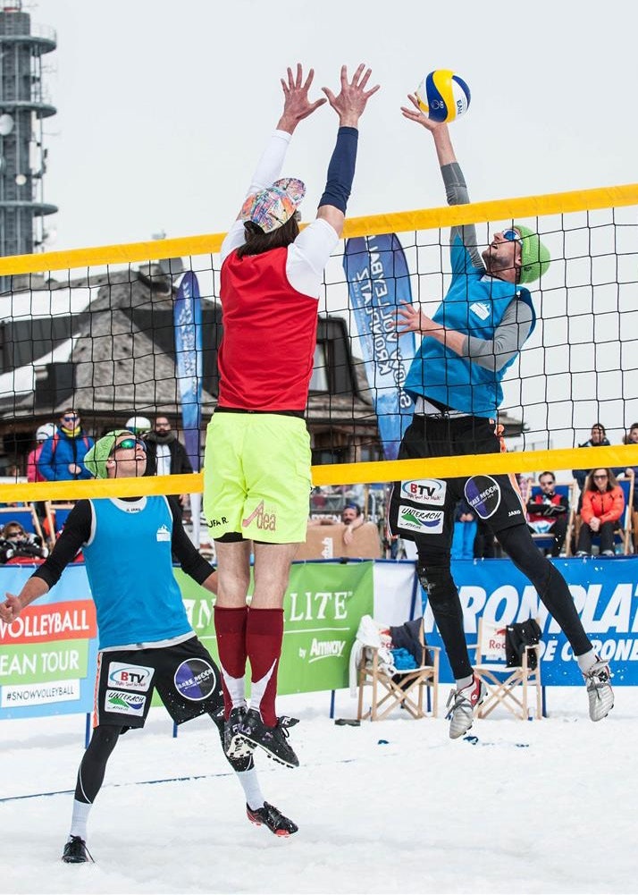 Snow_Volley3.jpg